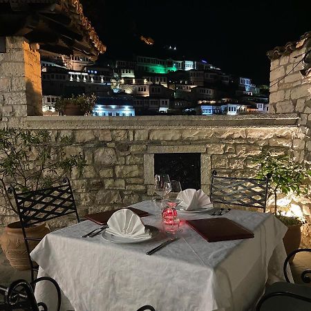 בראט Boutique Hotel Muzaka מראה חיצוני תמונה