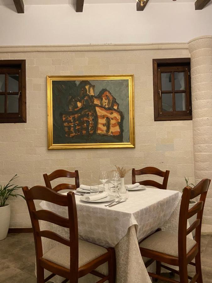 בראט Boutique Hotel Muzaka מראה חיצוני תמונה