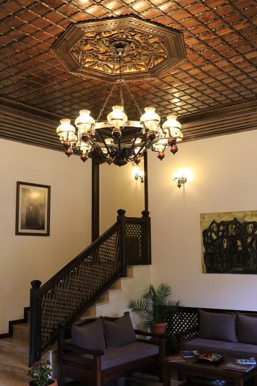 בראט Boutique Hotel Muzaka מראה חיצוני תמונה