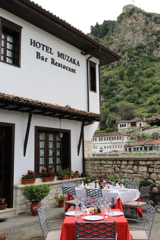 בראט Boutique Hotel Muzaka מראה חיצוני תמונה